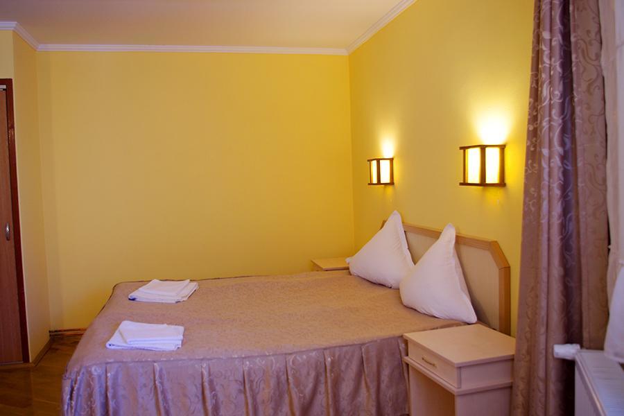 Hôtel Vila Mihu à Geoagiu Băi Extérieur photo
